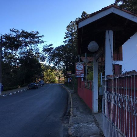 Pousada Nihhon Hotel Santo Antônio do Pinhal Екстериор снимка